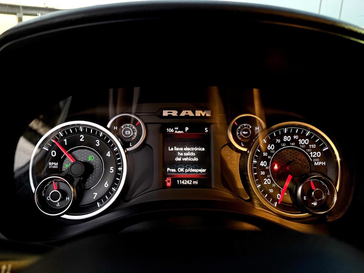 RAM 1500 Big Horn Crew Cab SWB 4WD 2019