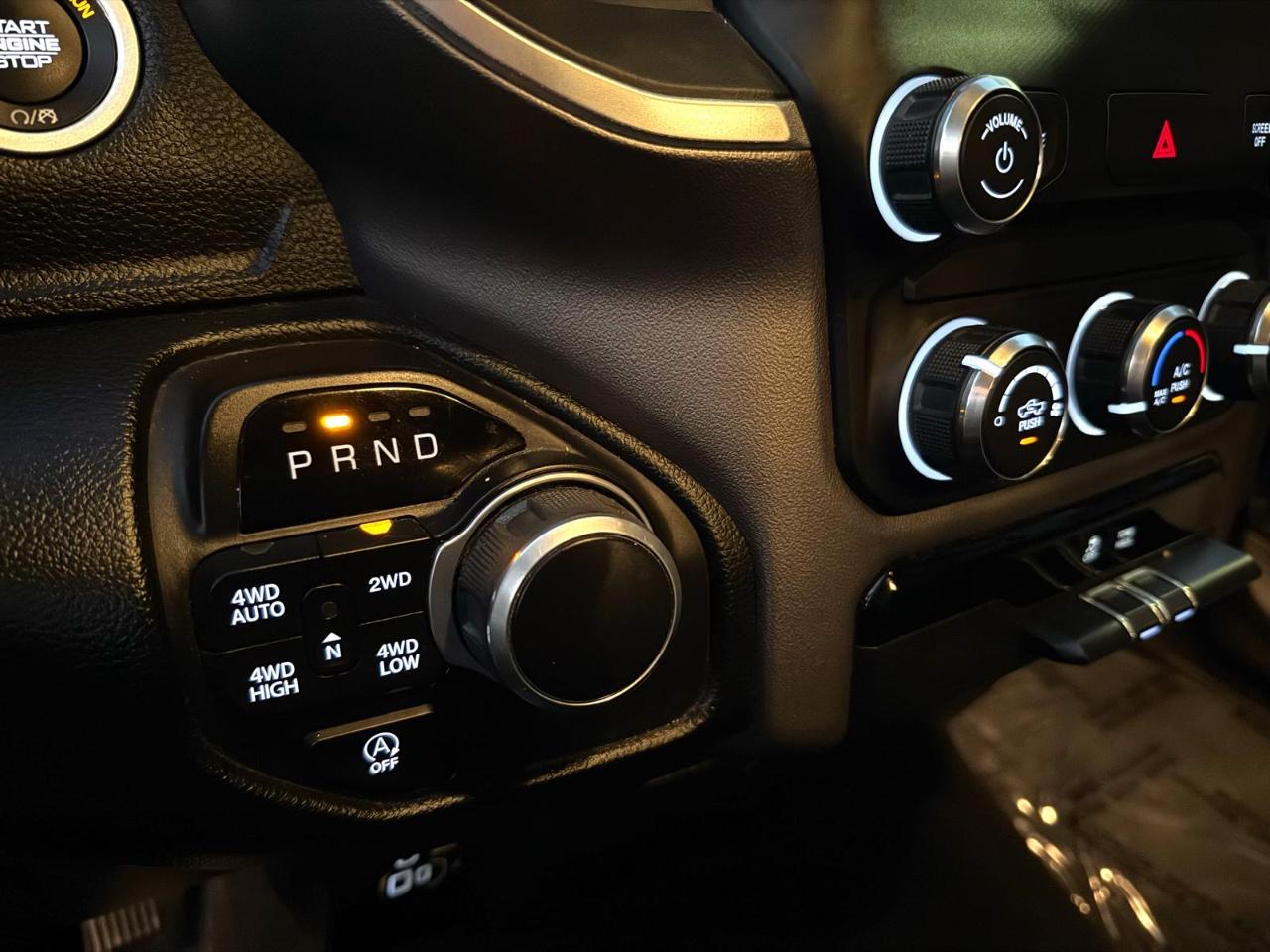 RAM 1500 Big Horn Crew Cab SWB 4WD 2019