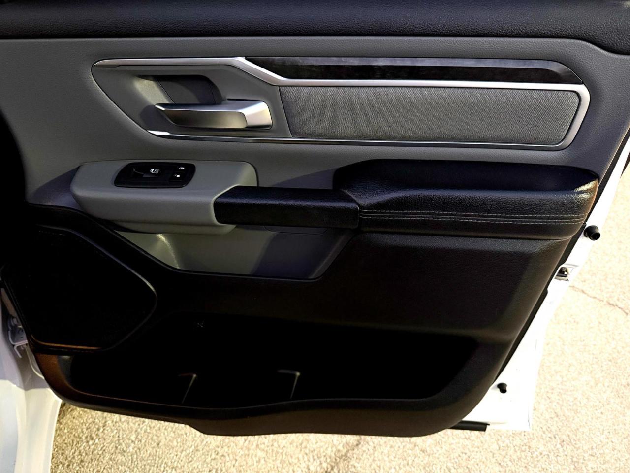 RAM 1500 Big Horn Crew Cab SWB 4WD 2019