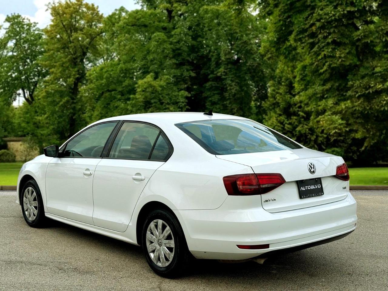 Volkswagen Jetta 1.4T S w/Technology 6A 2016