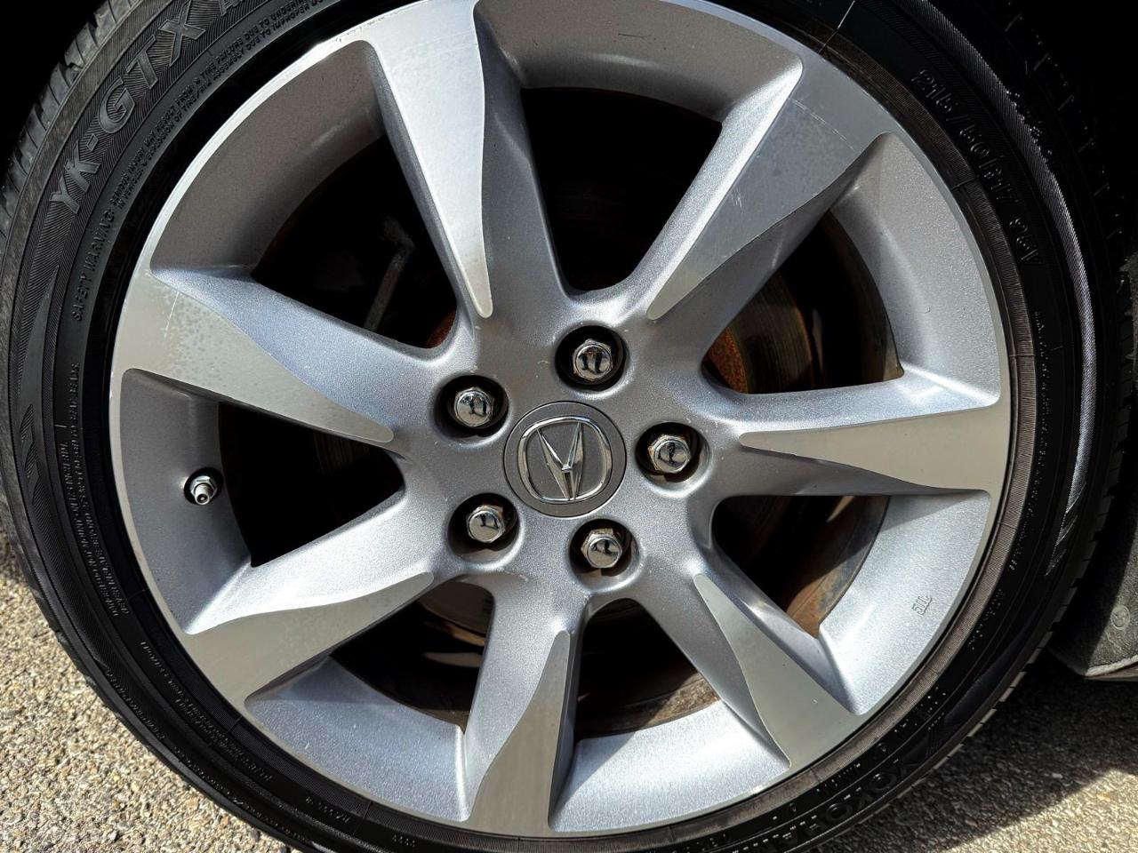 Acura TL 6-Speed AT with Tech Package and 18-In. WP 2012