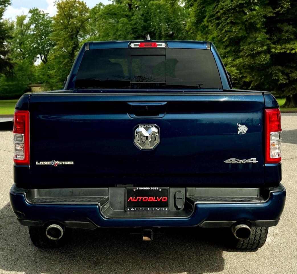 RAM 1500 Big Horn Crew Cab SWB 4WD 2021