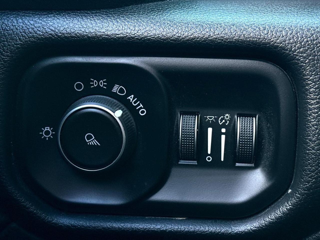 RAM 2500 Tradesman Crew Cab SWB 4WD 2020