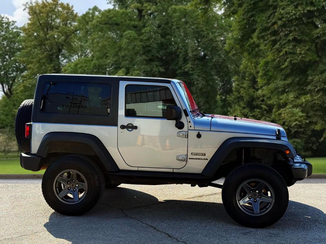 Jeep Wrangler Sport 4WD 2017