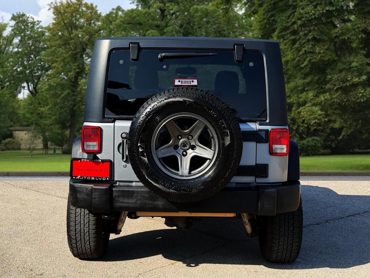 Jeep Wrangler Sport 4WD 2017