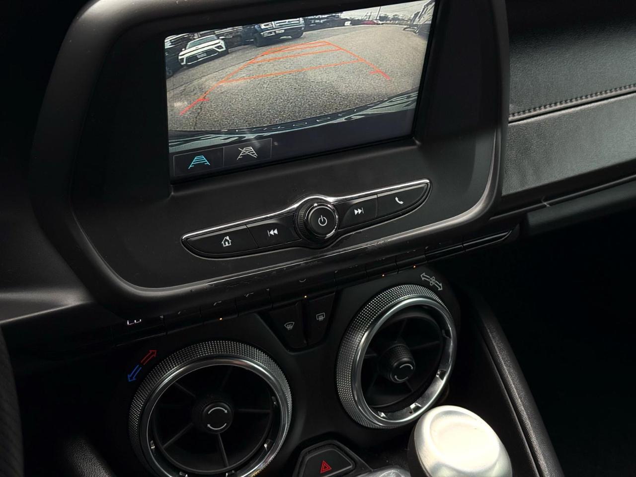 Chevrolet Camaro 1LT Coupe 8A 2018