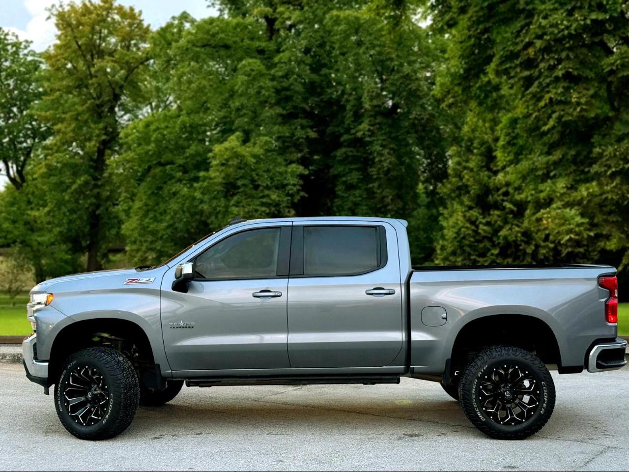 Chevrolet Silverado 1500 LT Crew Cab 4WD 2021