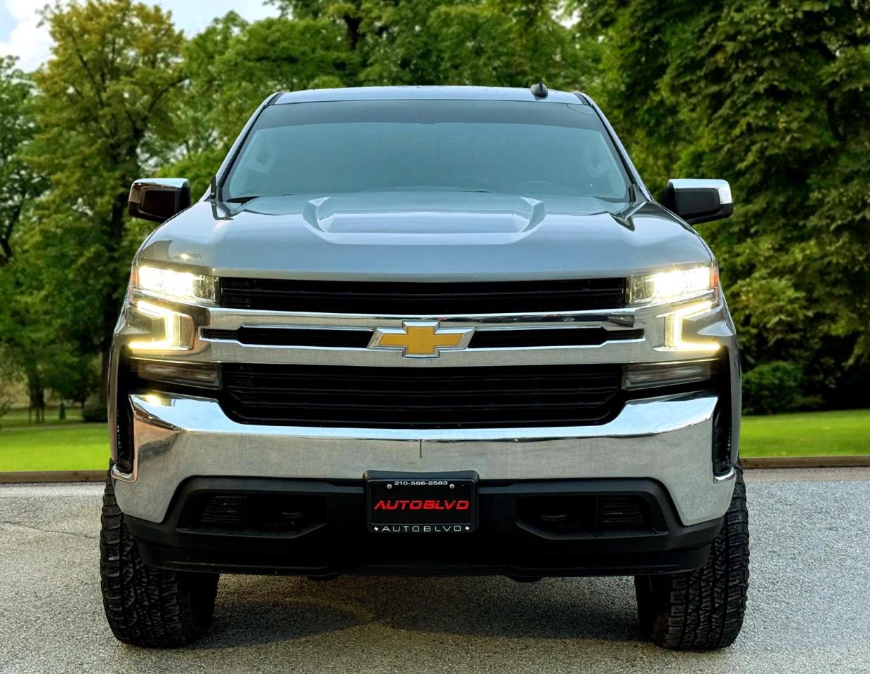 Chevrolet Silverado 1500 LT Crew Cab 4WD 2021