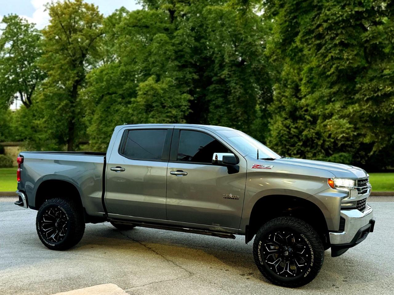 Chevrolet Silverado 1500 LT Crew Cab 4WD 2021