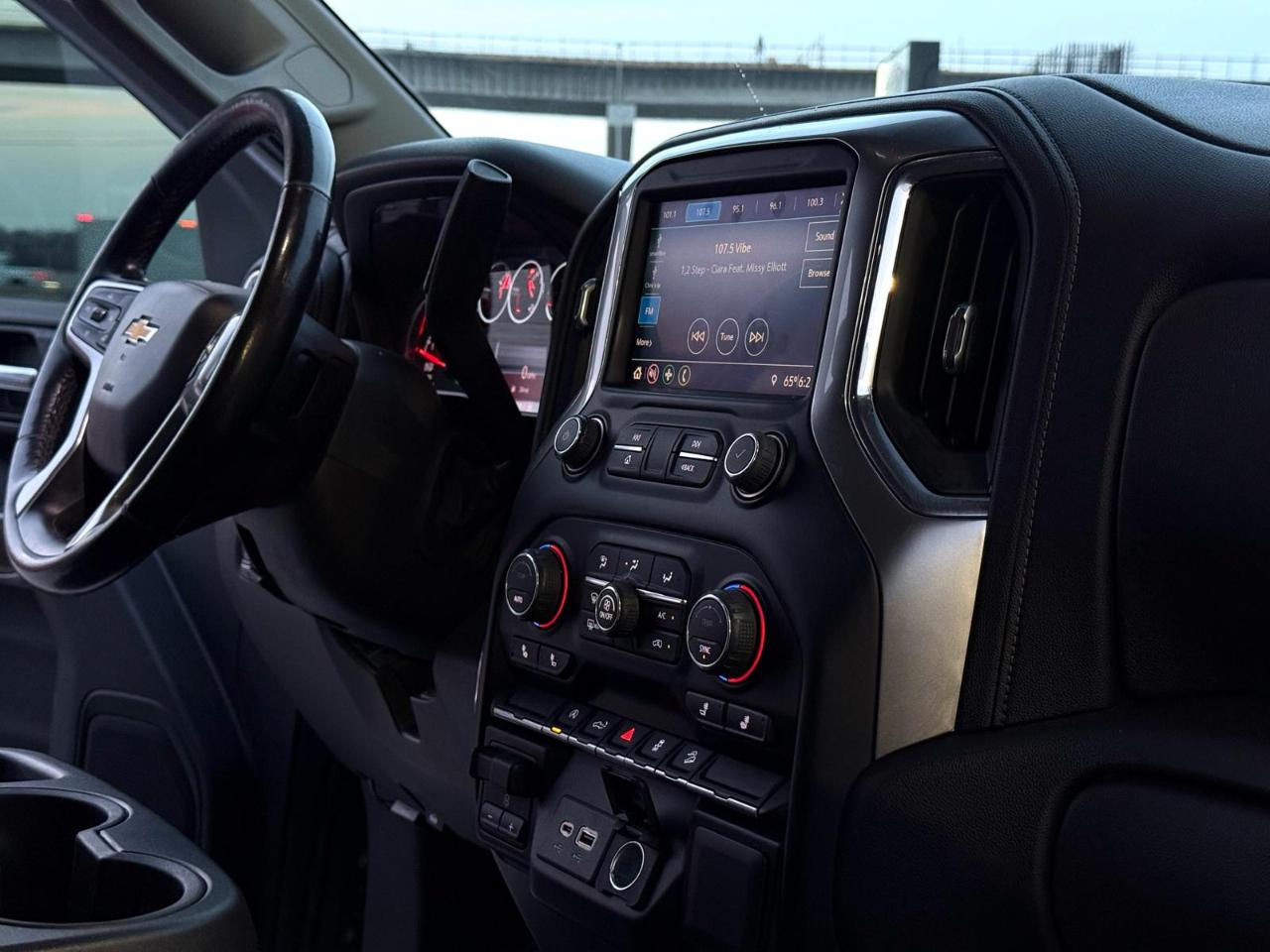 Chevrolet Silverado 1500 LT Crew Cab 4WD 2021