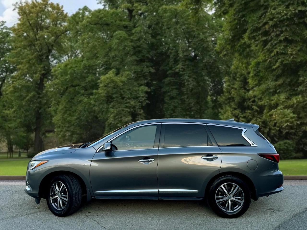 Infiniti QX60 PURE 2020