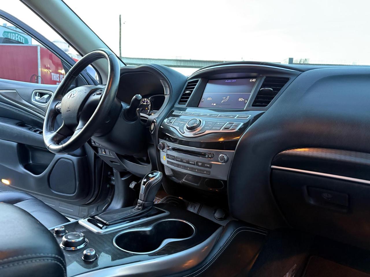 Infiniti QX60 PURE 2020
