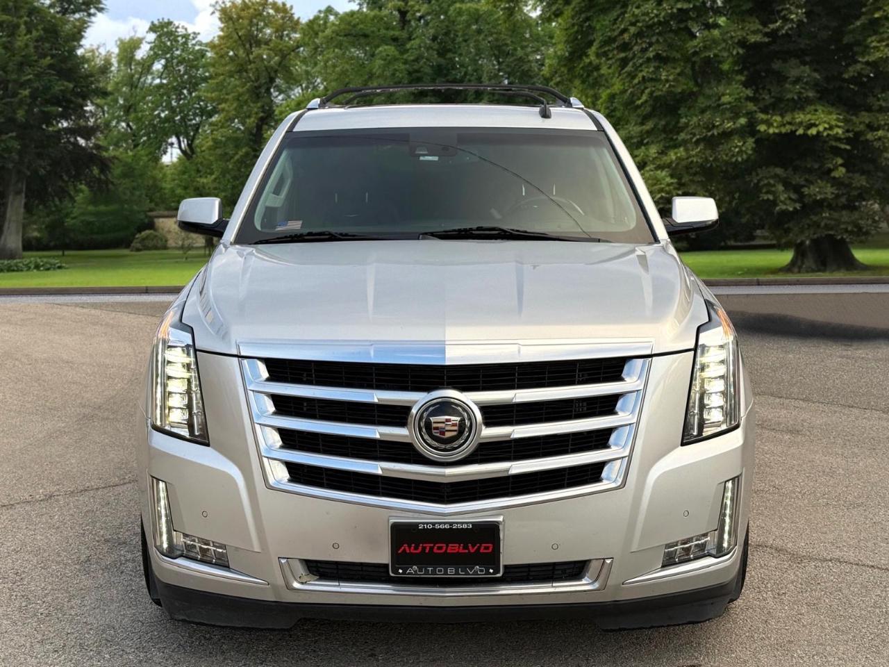Cadillac Escalade ESV Premium 4WD 2015