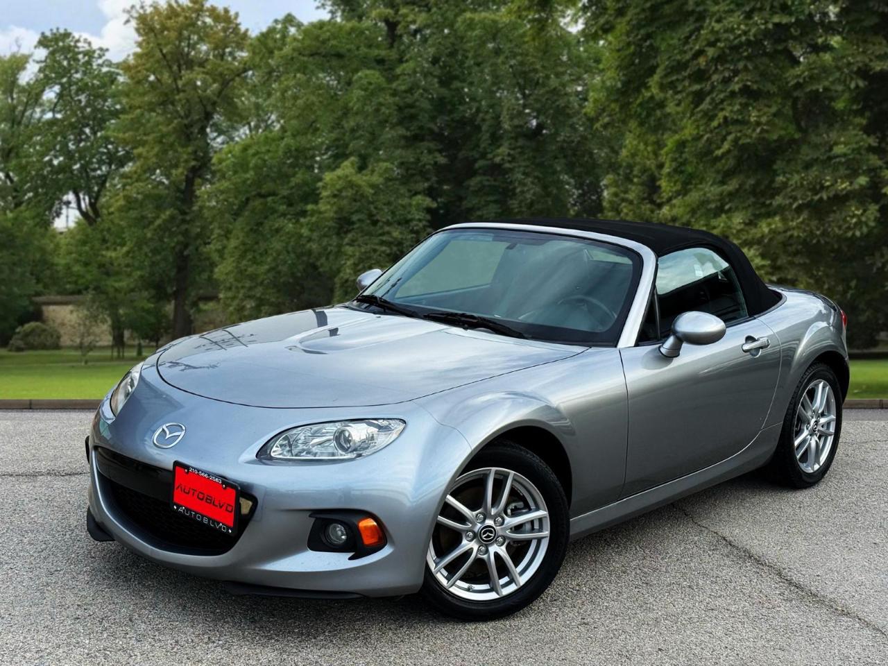 Mazda MX-5 Miata Sport AT 2014
