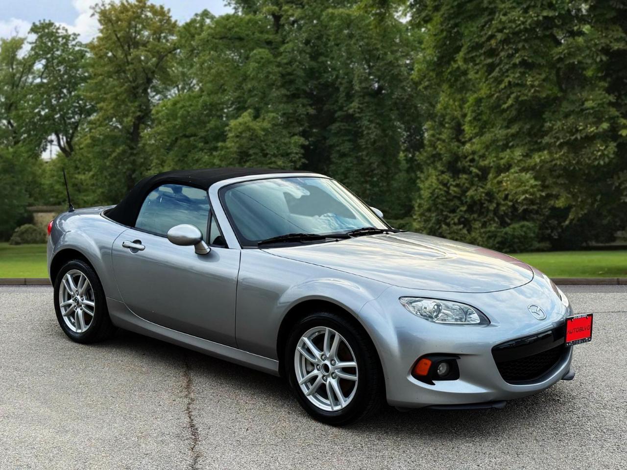 Mazda MX-5 Miata Sport AT 2014