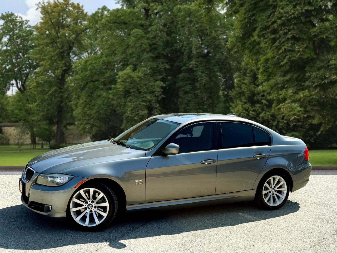 BMW 3-Series 328i xDrive 2011