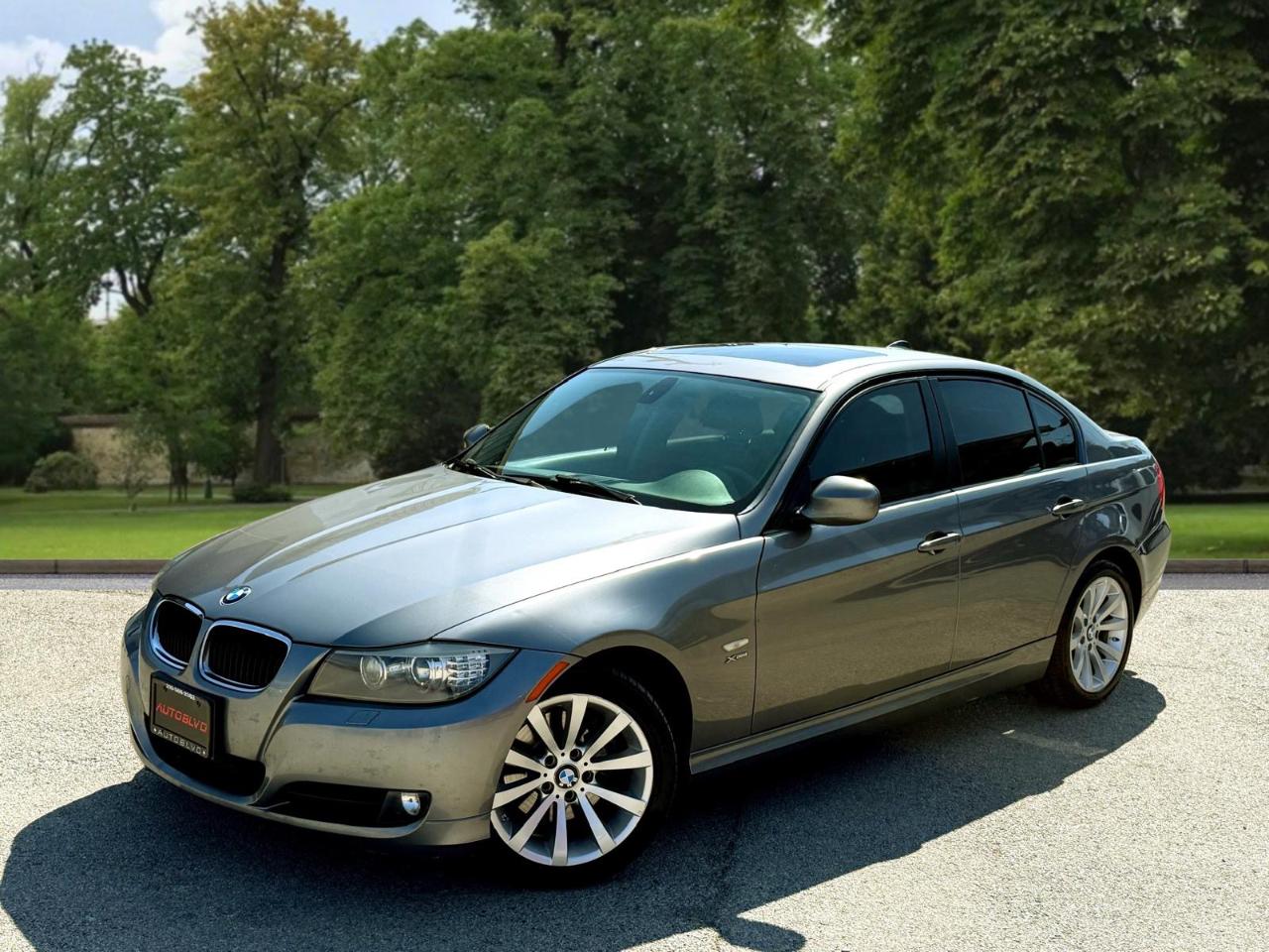 BMW 3-Series 328i xDrive 2011