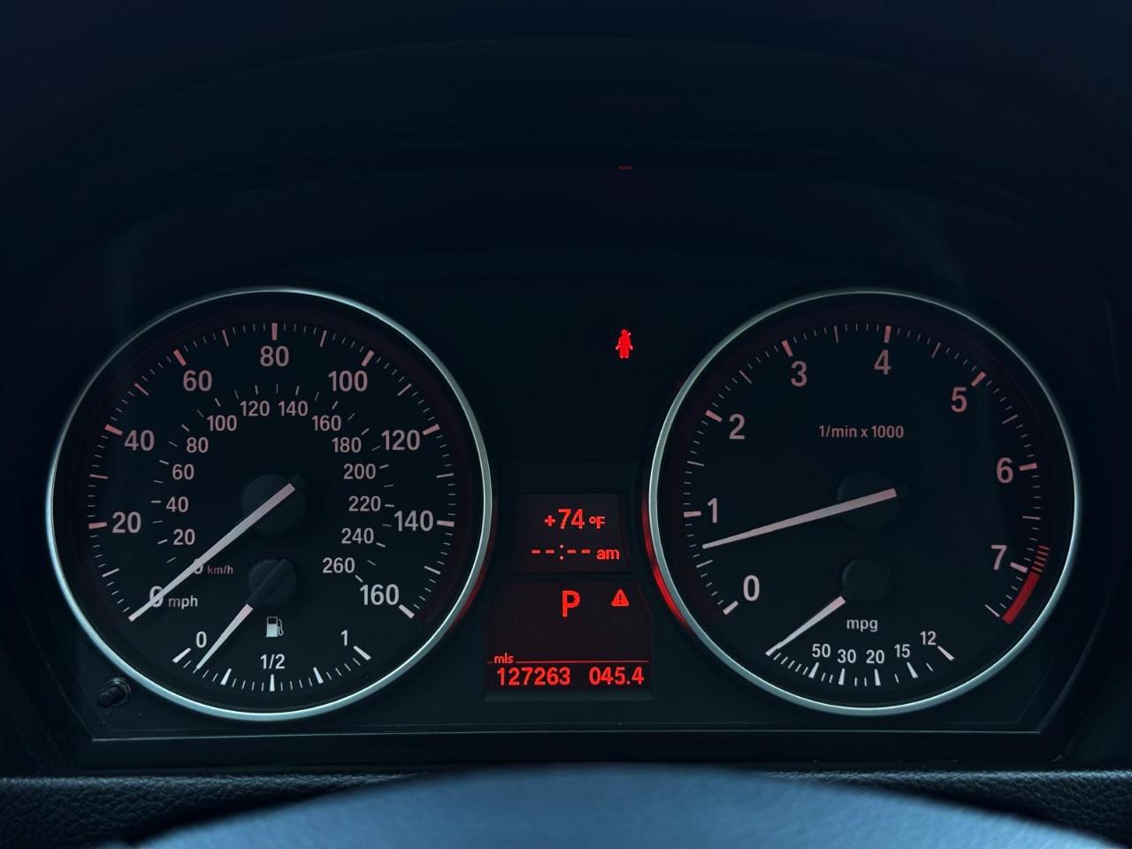 BMW 3-Series 328i xDrive 2011