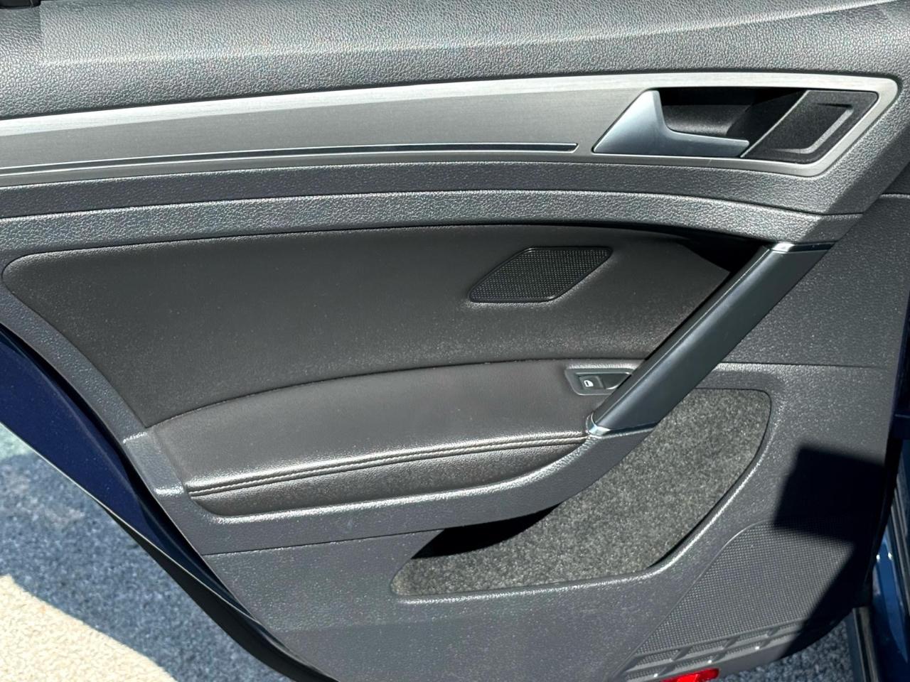 Volkswagen Golf SportWagen TDI S 6M 2015