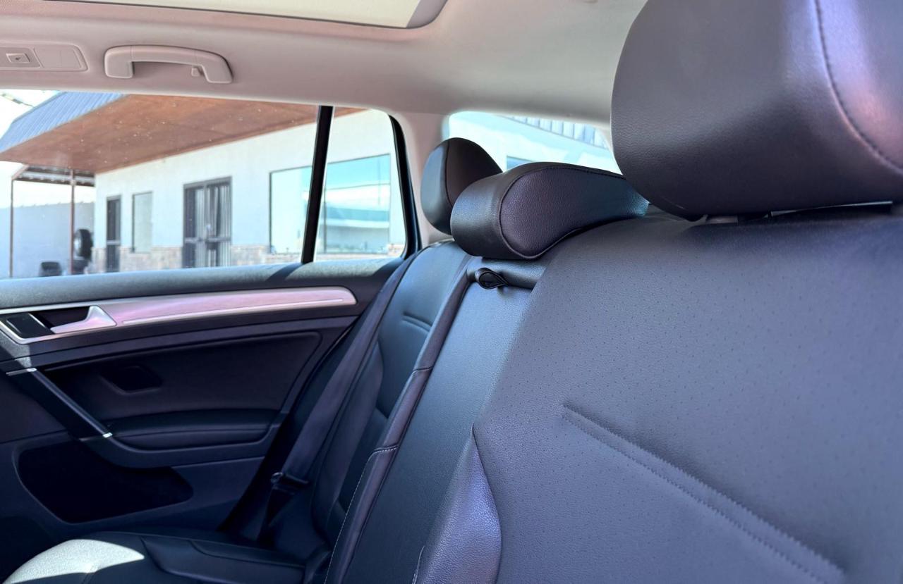 Volkswagen Golf SportWagen TDI S 6M 2015