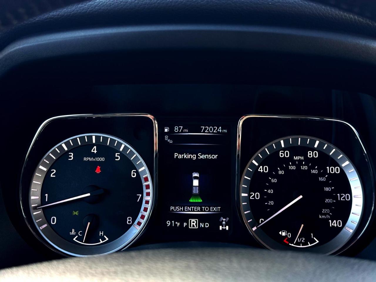 Nissan Titan 4x4 Crew Cab SV 2018