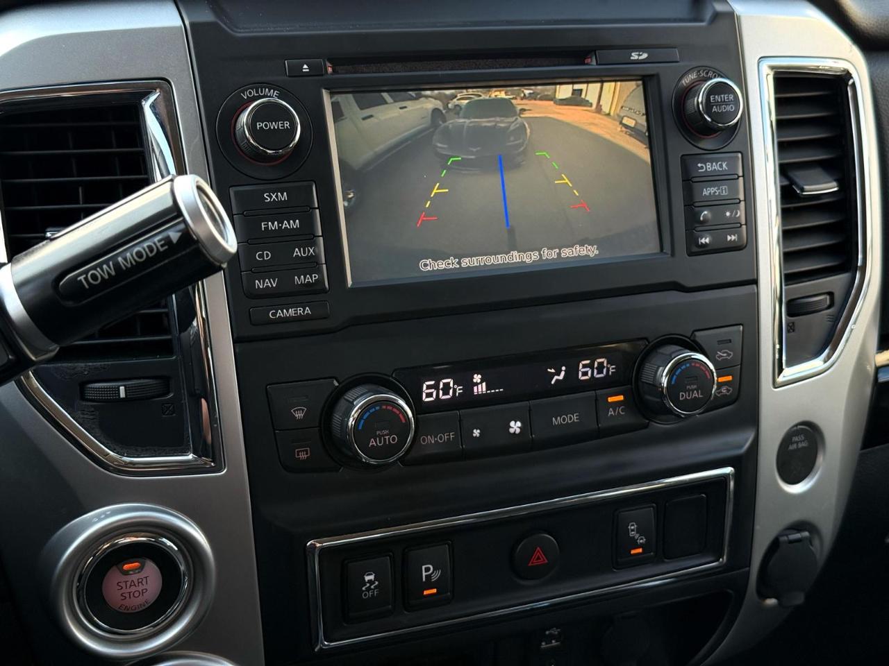 Nissan Titan 4x4 Crew Cab SV 2018