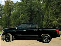 2018 Nissan Titan 