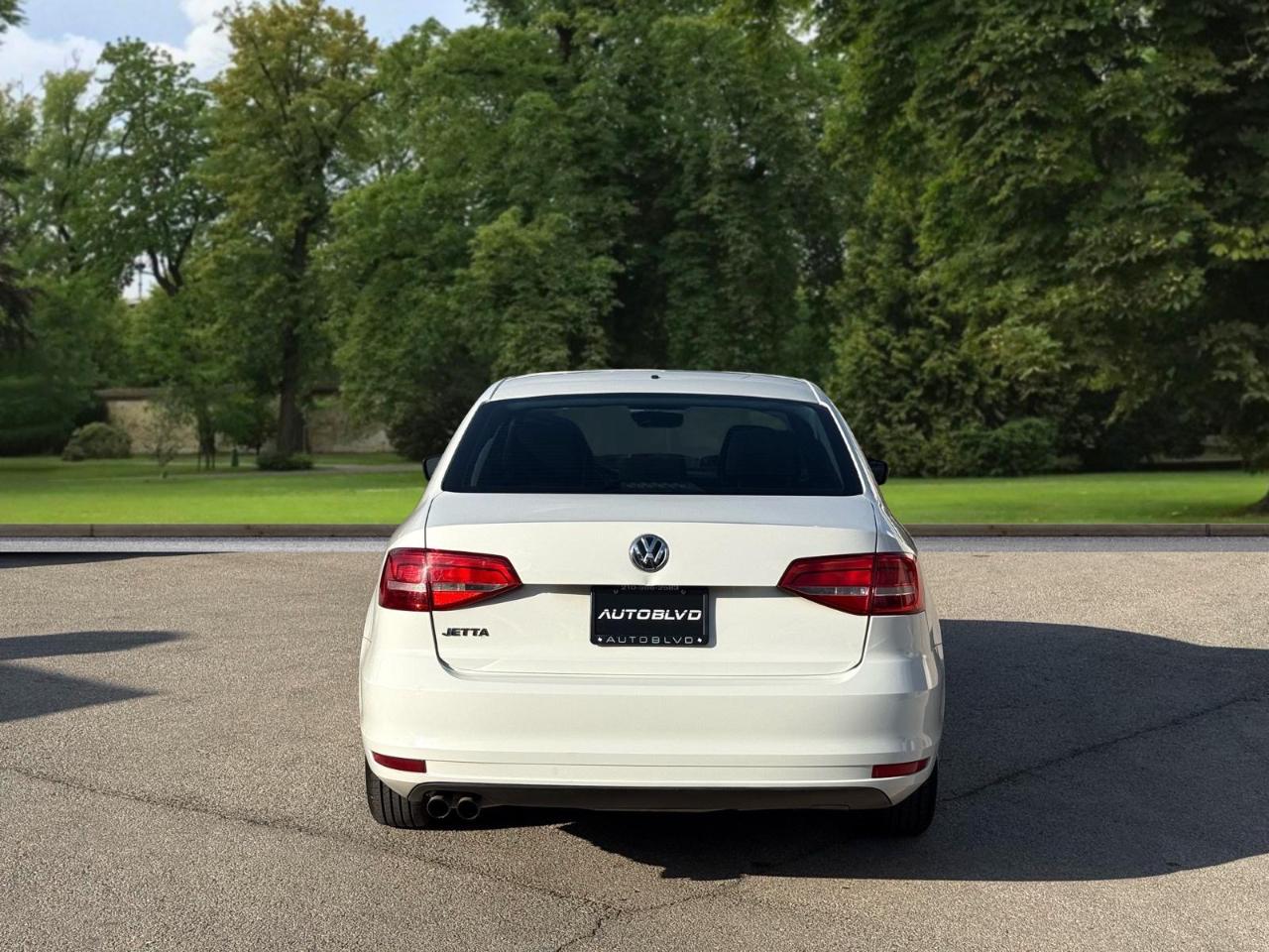 Volkswagen Jetta Sedan 4dr Auto 2.0L S 2015