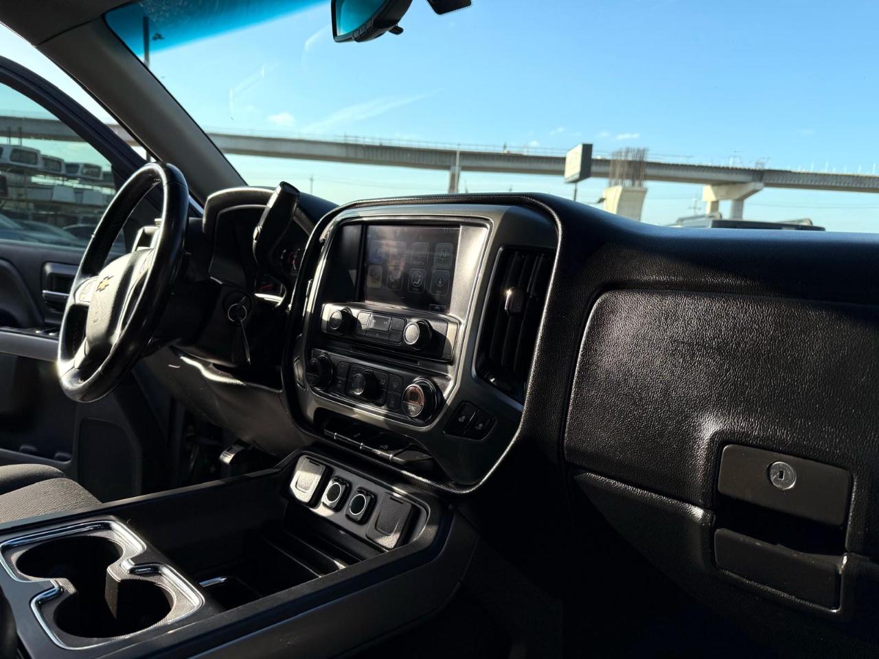 Chevrolet Silverado 1500 2WD Crew Cab 143.5" LT w/1LT 2018