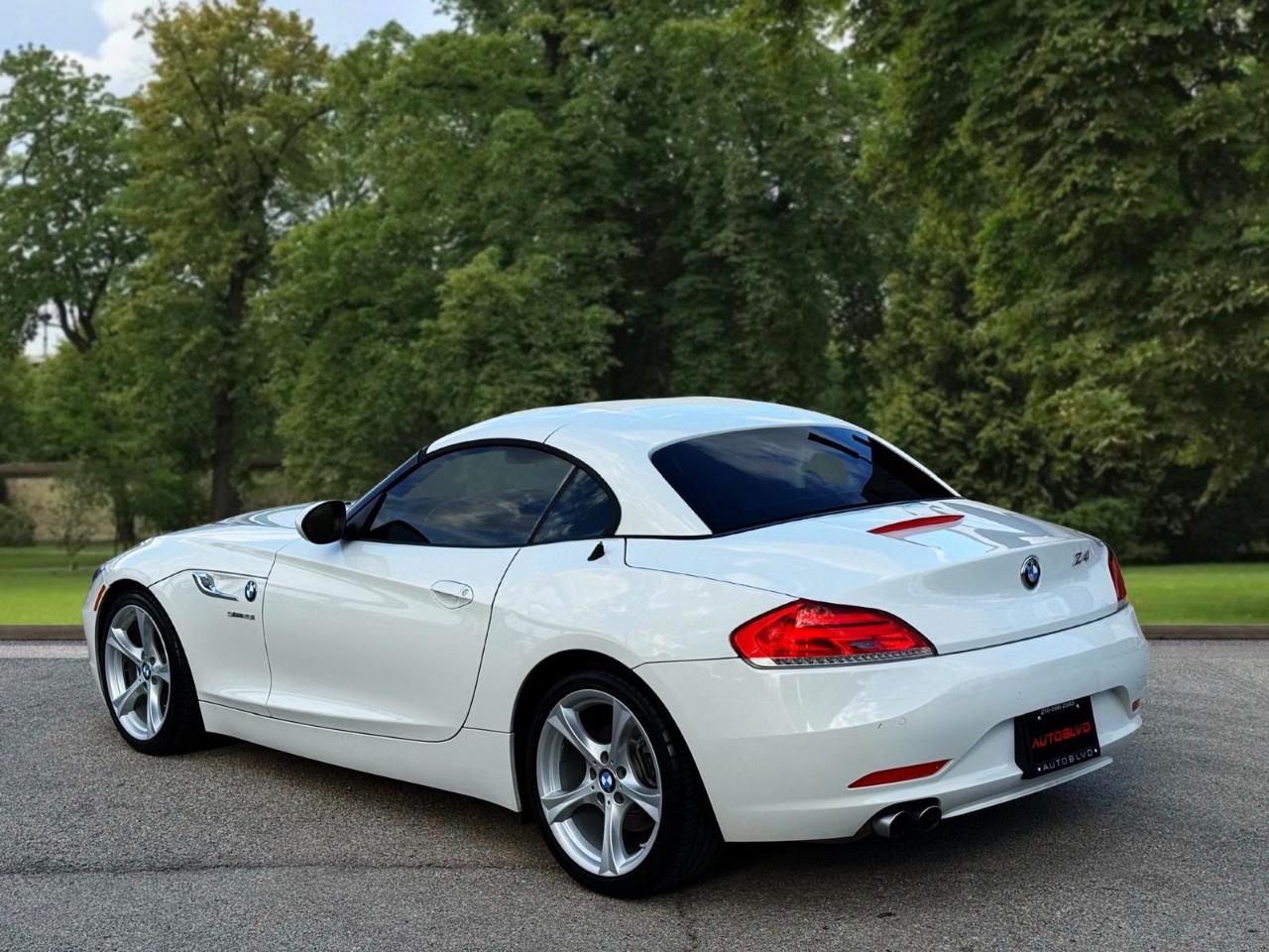 BMW Z4 2dr Roadster sDrive28i 2015