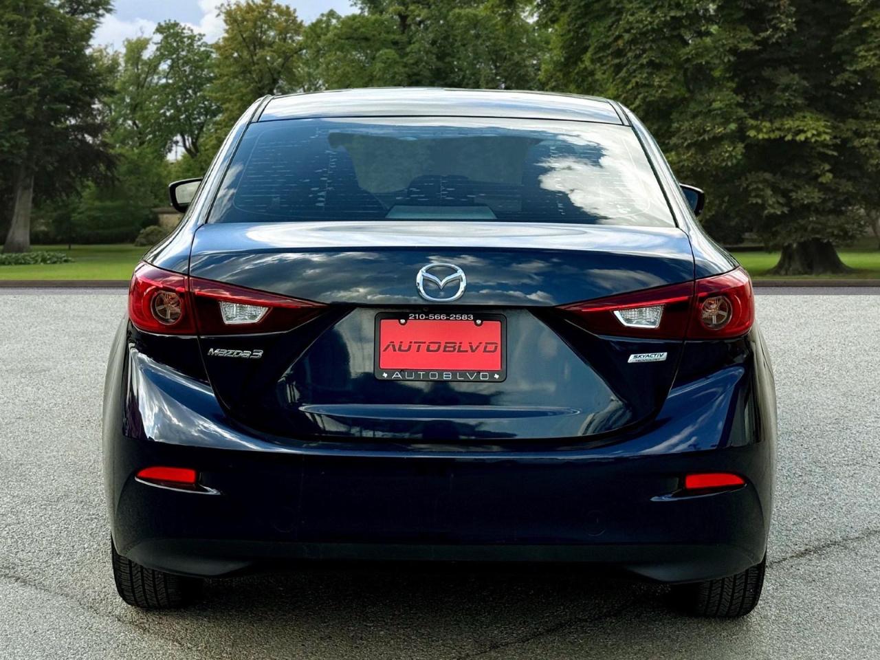 Mazda Mazda3 4-Door Sport Auto 2017