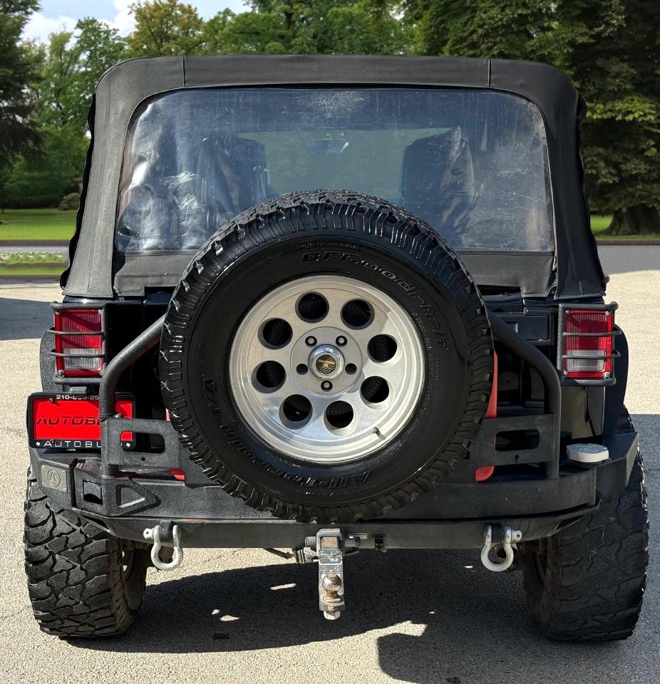 Jeep Wrangler Unlimited 4WD 4dr Sport 2013