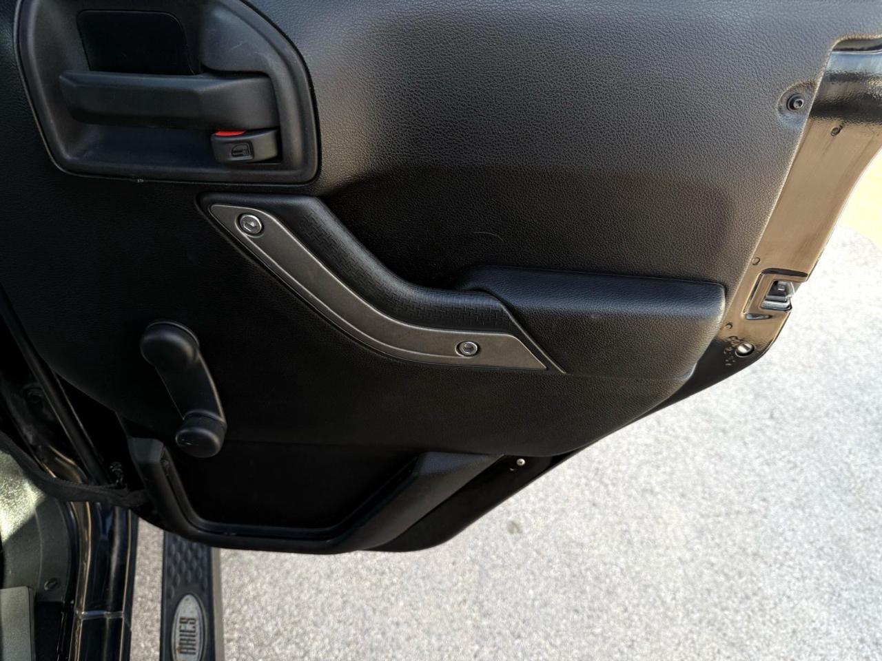 Jeep Wrangler Unlimited 4WD 4dr Sport 2013