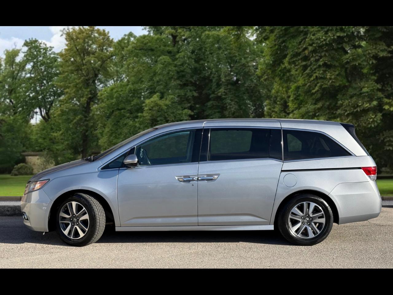 Honda Odyssey Touring Auto 2017