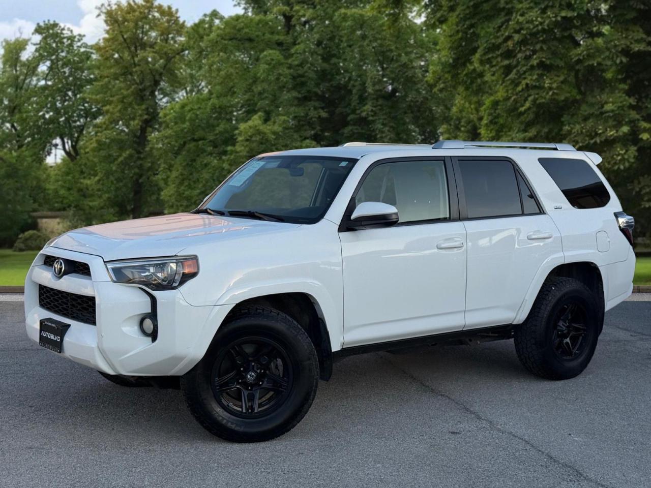 Toyota 4Runner 4WD 4dr V6 Trail Premium (Natl) 2015