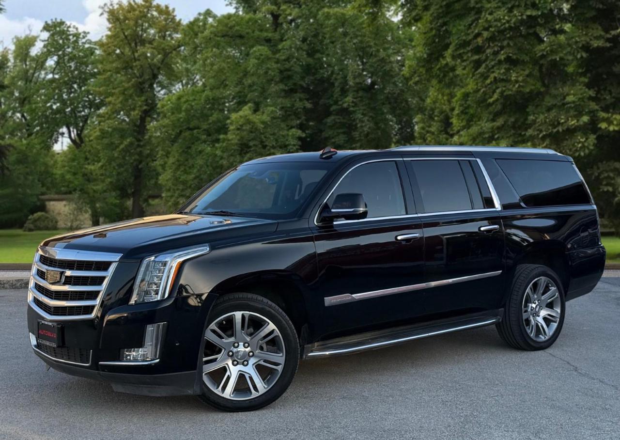 Cadillac Escalade ESV 4WD 4dr Luxury 2017