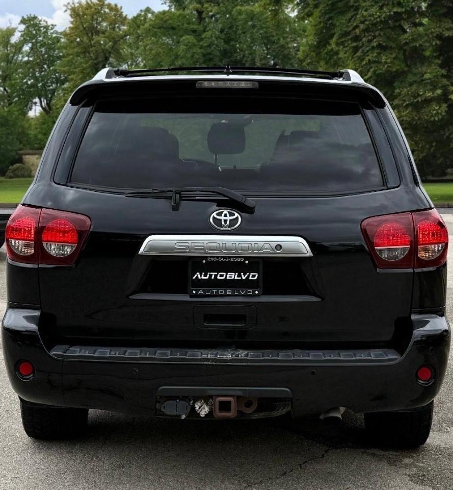 Toyota Sequoia Platinum RWD (Natl) 2018
