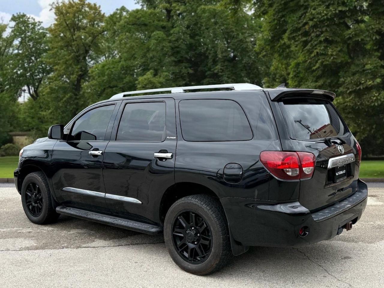 Toyota Sequoia Platinum RWD (Natl) 2018