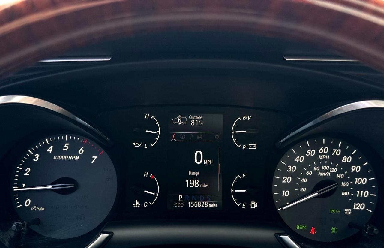 Toyota Sequoia Platinum RWD (Natl) 2018