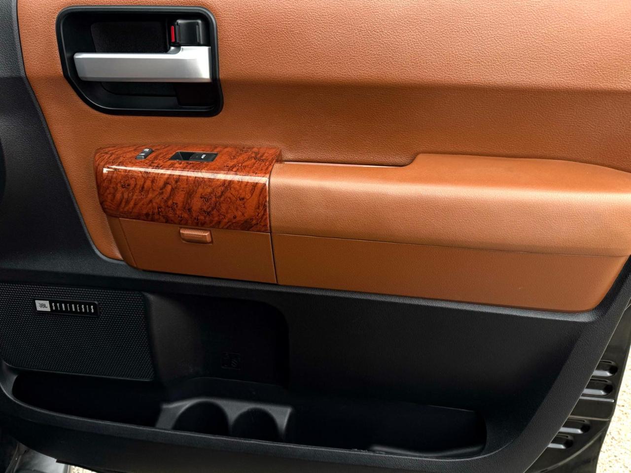 Toyota Sequoia Platinum RWD (Natl) 2018