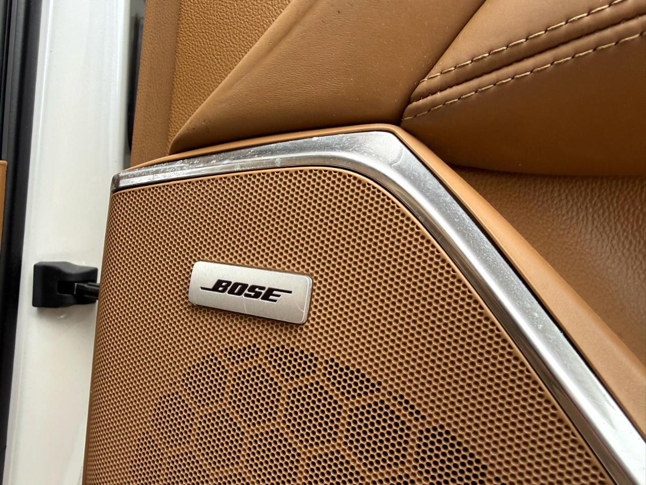 Cadillac Escalade ESV 4WD 4dr Platinum 2016