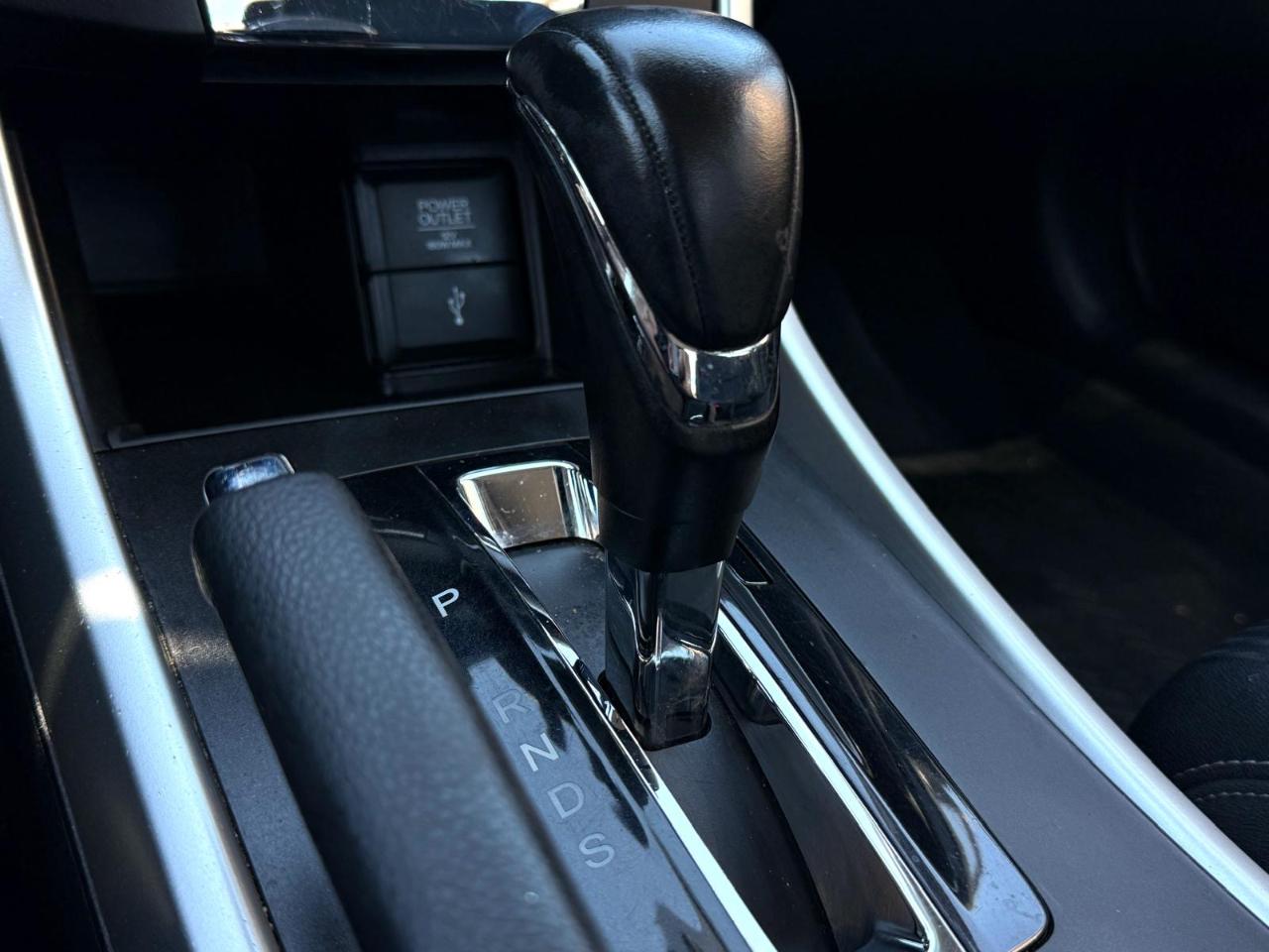 Honda Accord Sedan 4dr I4 CVT Sport 2015