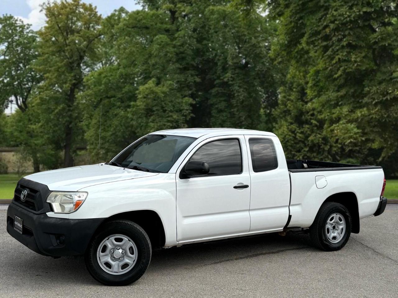 Toyota Tacoma 2WD Access Cab I4 AT (Natl) 2015