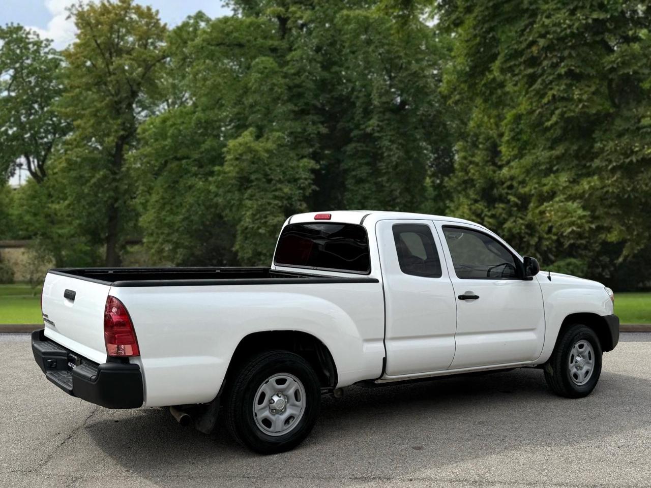 Toyota Tacoma 2WD Access Cab I4 AT (Natl) 2015