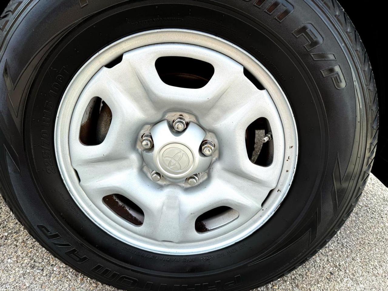 Toyota Tacoma 2WD Access Cab I4 AT (Natl) 2015