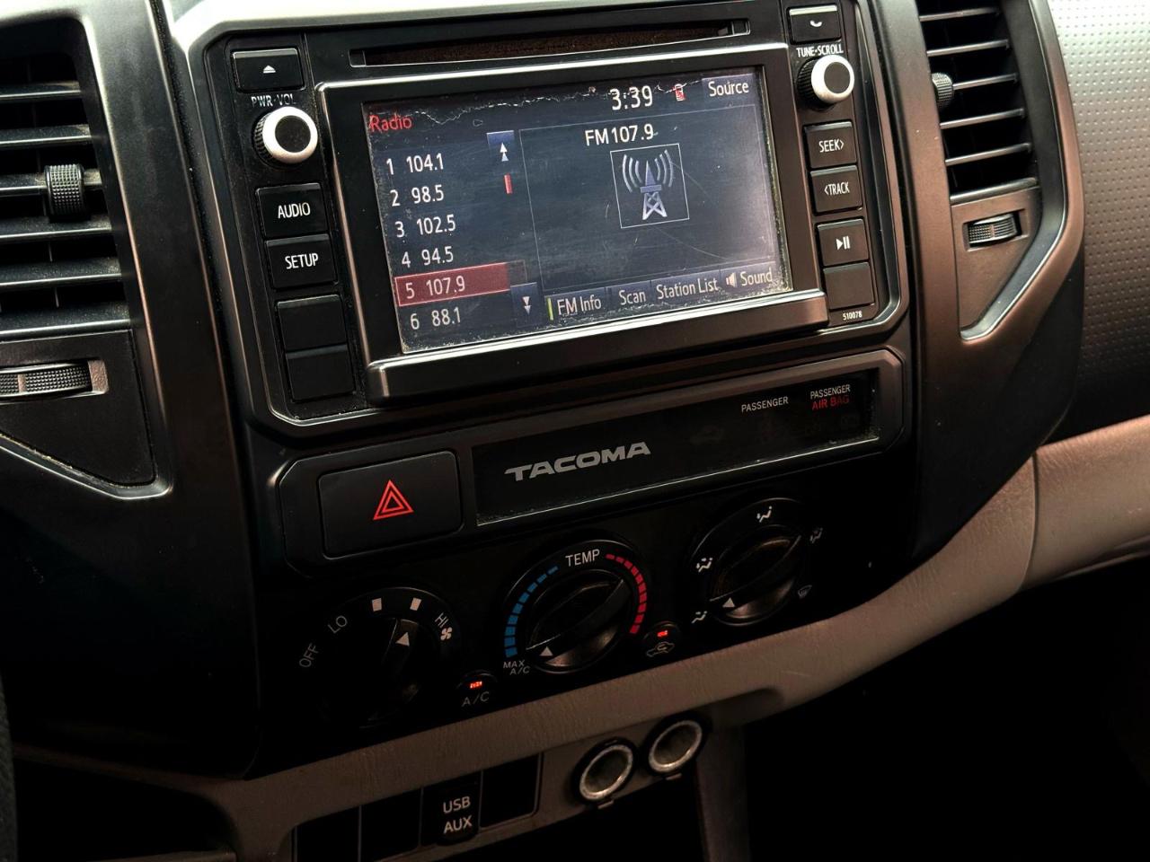 Toyota Tacoma 2WD Access Cab I4 AT (Natl) 2015