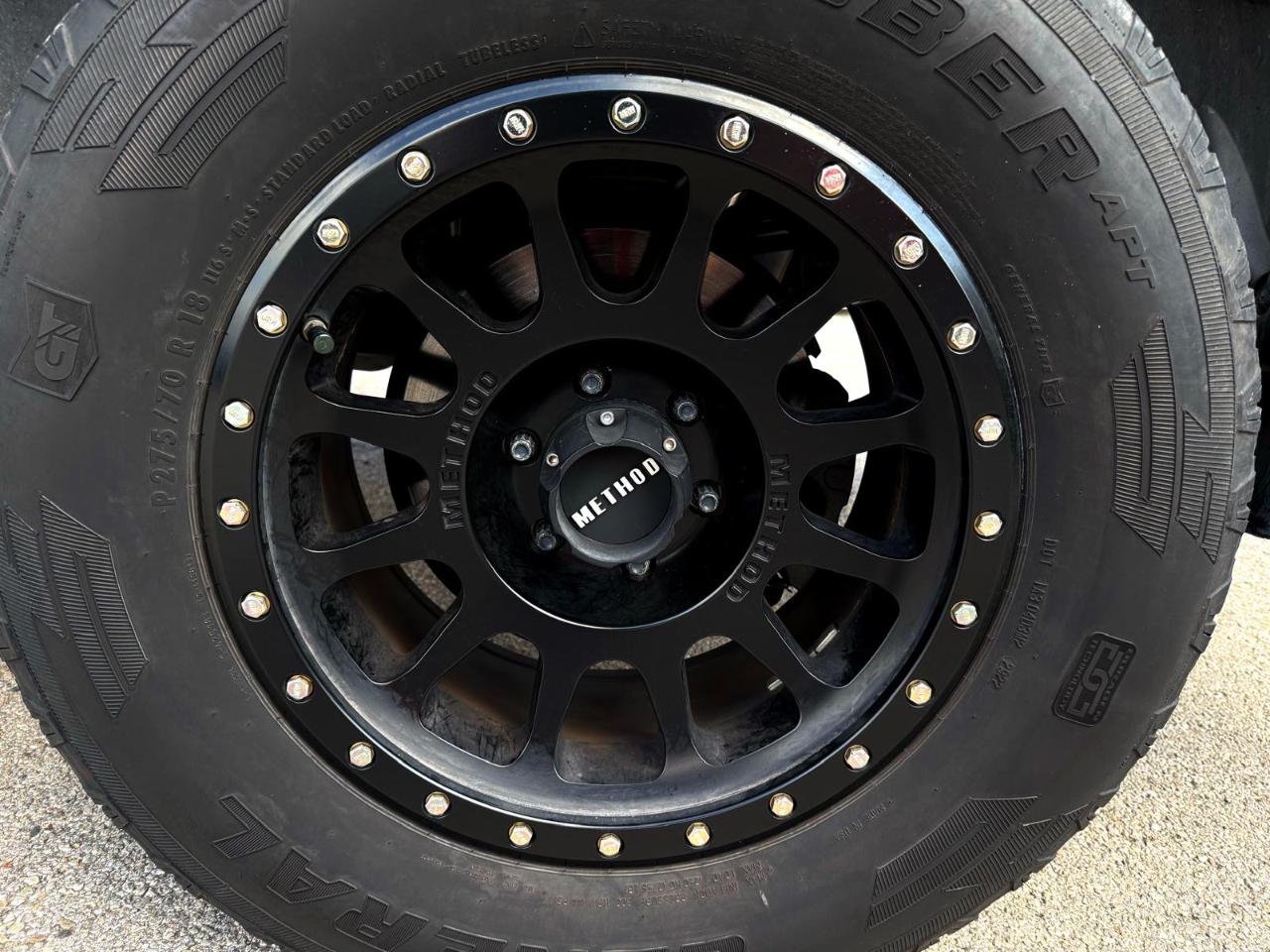 Nissan Titan 4x4 Crew Cab SV 2019