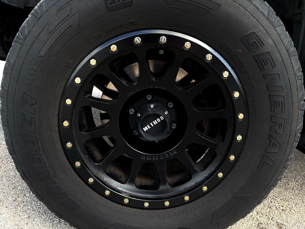 Nissan Titan 4x4 Crew Cab SV 2019