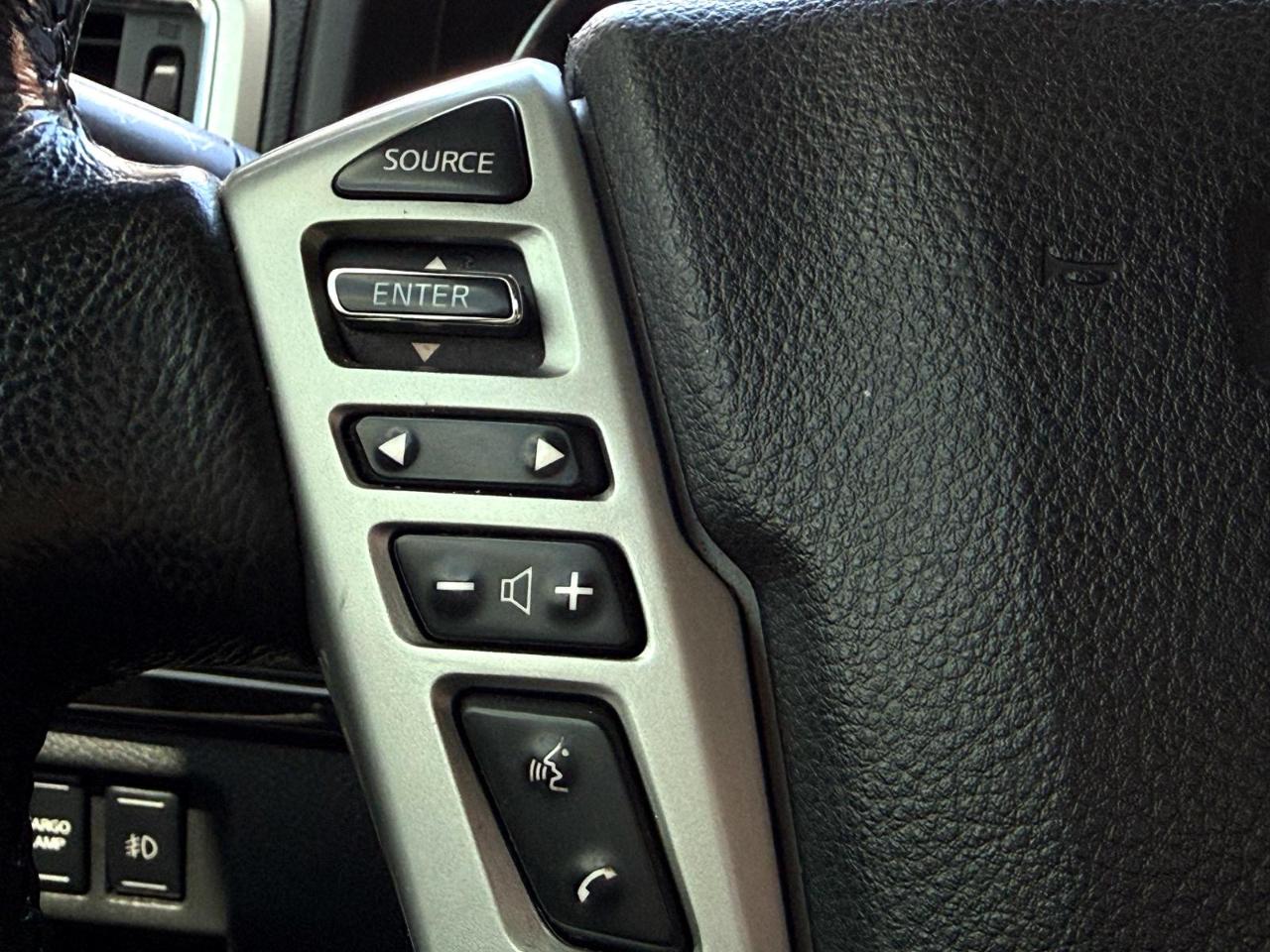 Nissan Titan 4x4 Crew Cab SV 2019