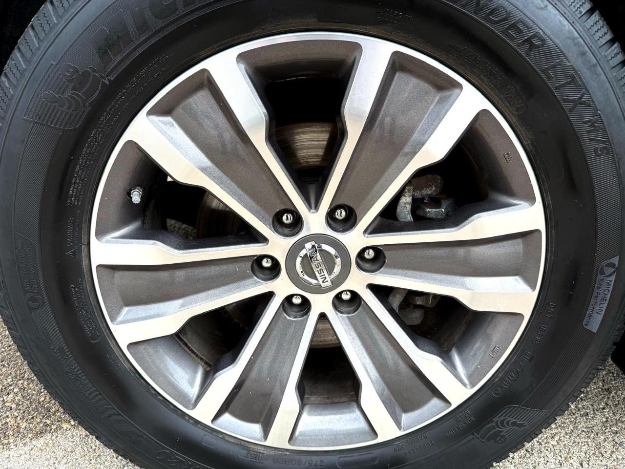 Nissan Titan 4x2 Crew Cab SL 2017